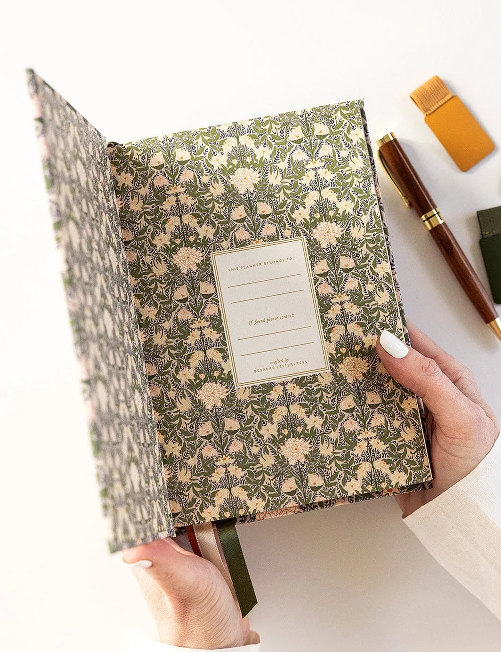 2025 Petite Linen Bound Planner Chrysanthemum