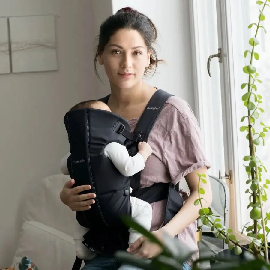 BabyBjorn Baby Carrier Mini, Cotton (Black)