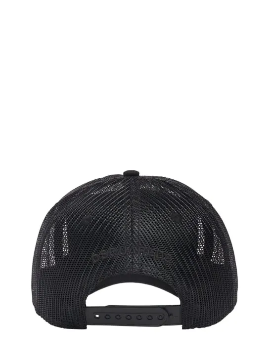 Dsquared2   Logo patch trucker cap 
