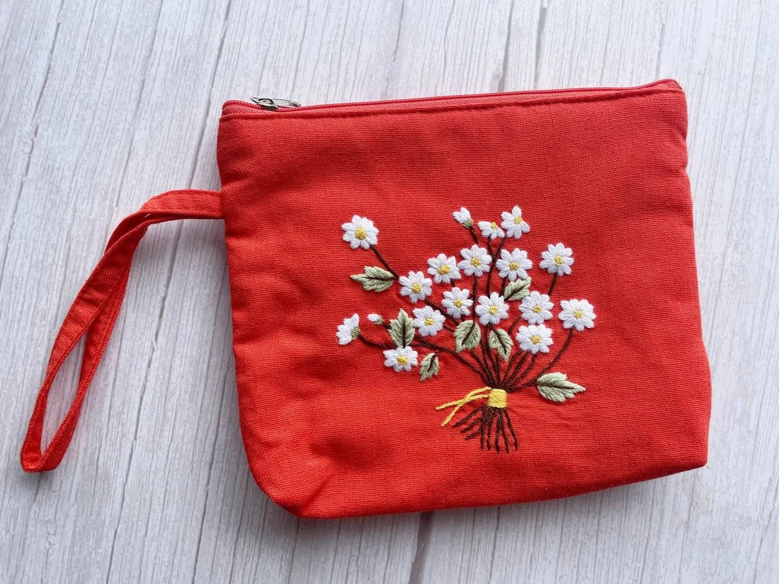 Flower Embroidered Cosmetics Bag, Collection Madeline