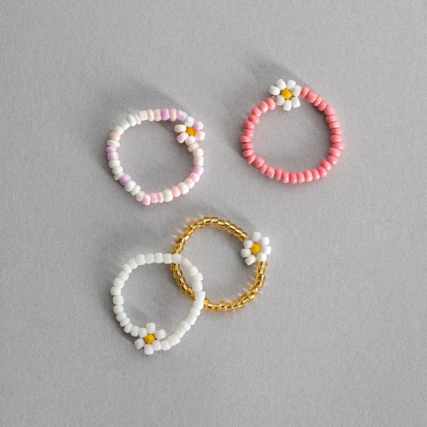 Lisa - Flower Bead Ring
