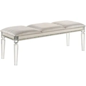 Maddie Bench