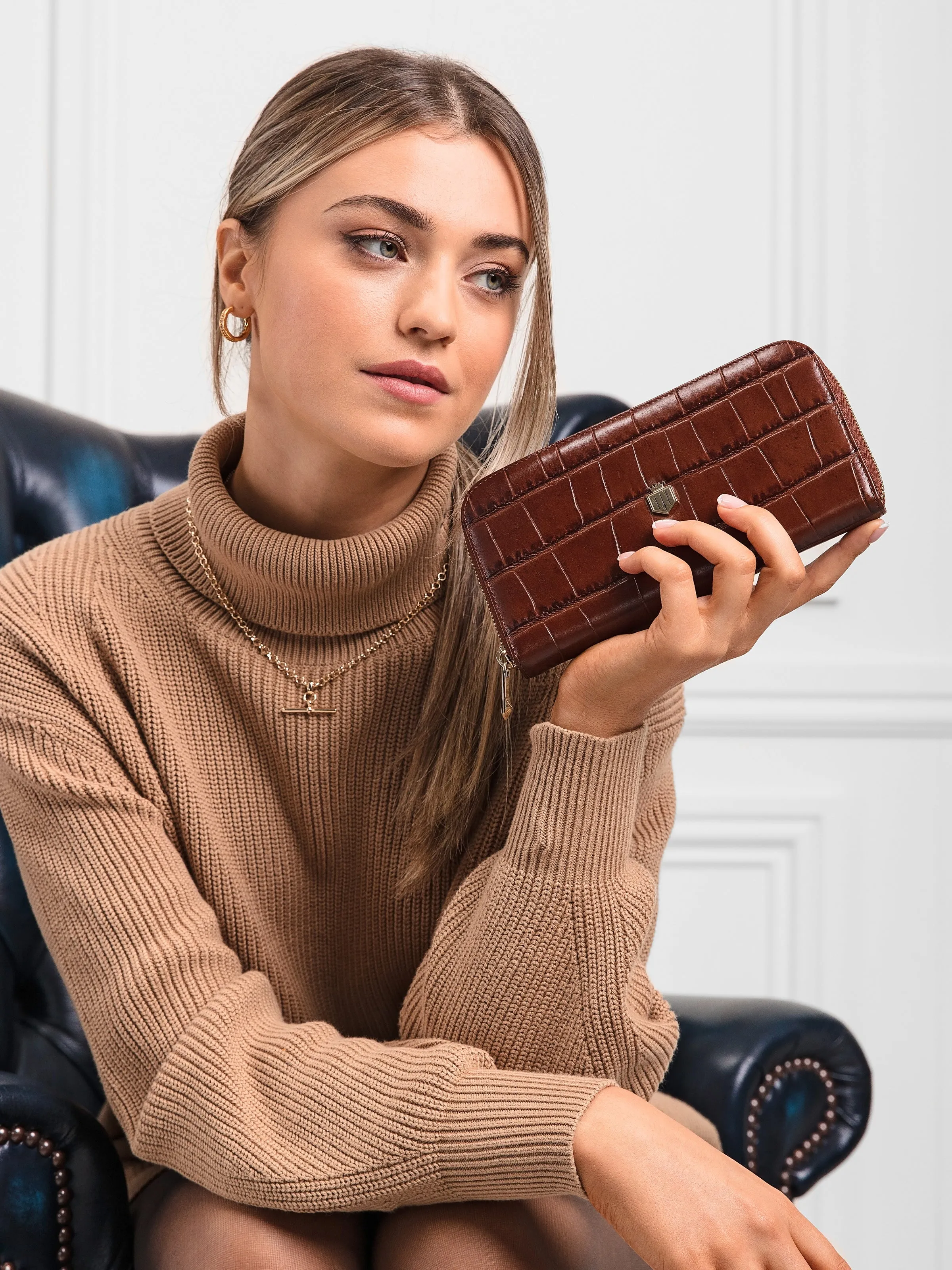 Salisbury Purse - Conker Brown