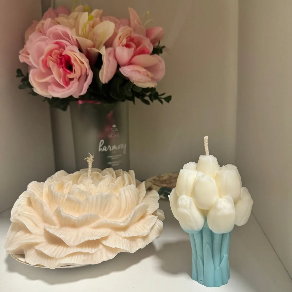 Tulip Bouquet Sculpture Soy Wax Scented  Candle | Floral Home Decor | Luxury Gifts