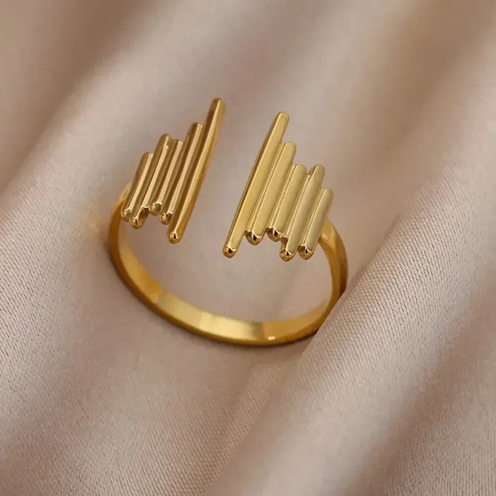 Vintage Stainless Steel Heart Gold Wedding Ring
